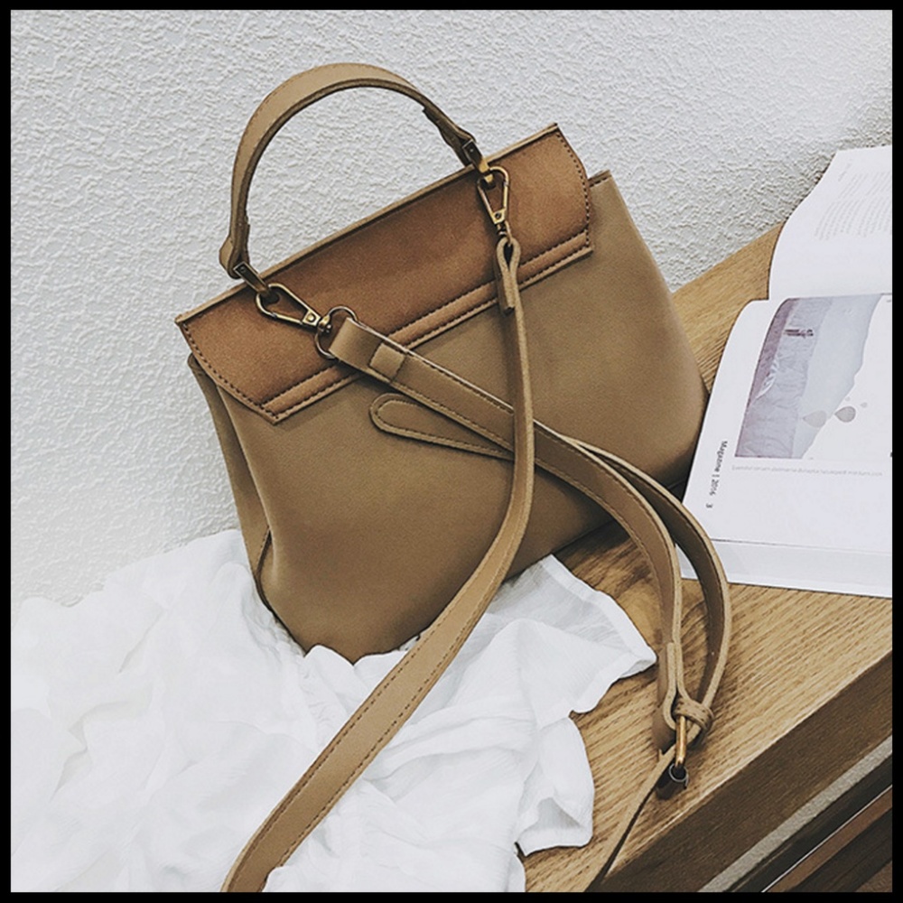 NEW LYON Crossbody - Picture 5 of 8